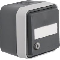 Gniazdo Schuko 2P+Z na klucz, z polem opis., klucz z takim samym zamkiem, przesł. styków, szary W.1 | 47893505 Hager