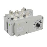 Przełącznik zasilania DCX-M 160A 3P | 431104 Legrand