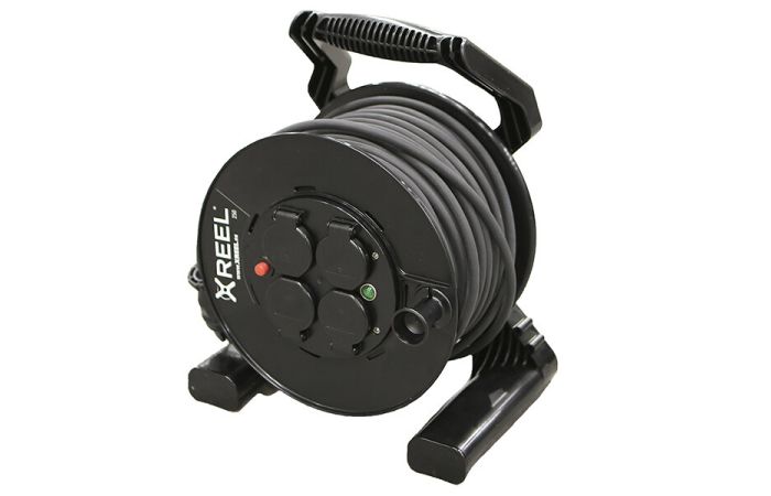 Przedłużacz zwijany X-Reel 50m OW3x1,5 4GS IP54 | 92501H48153 PCE